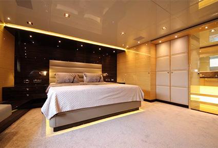 الأناقة العصرية على متن يخت M Superyacht
